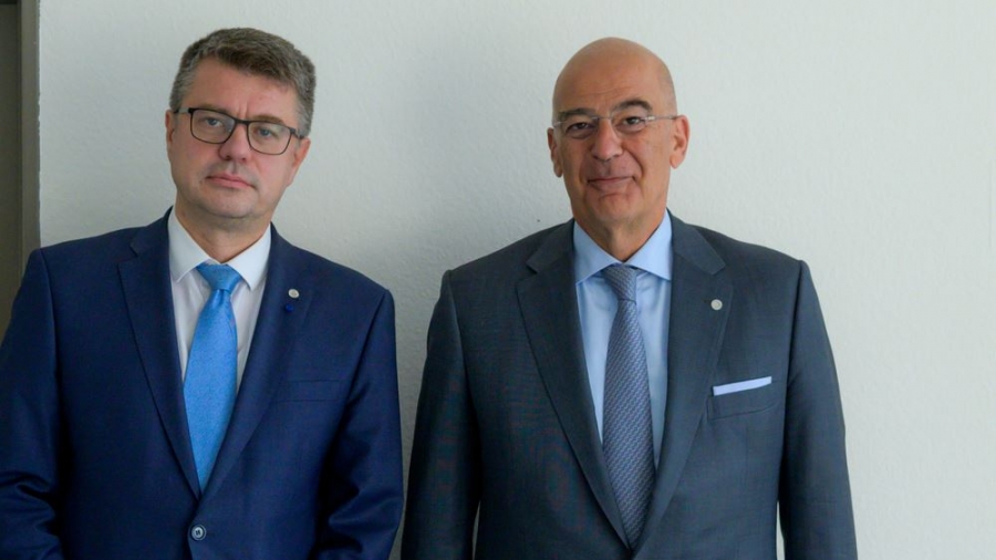 Στην Πράγα ο Δένδιας - Συνάντηση με τον ΥΠΕΞ της Εσθονίας, τι συζήτησαν