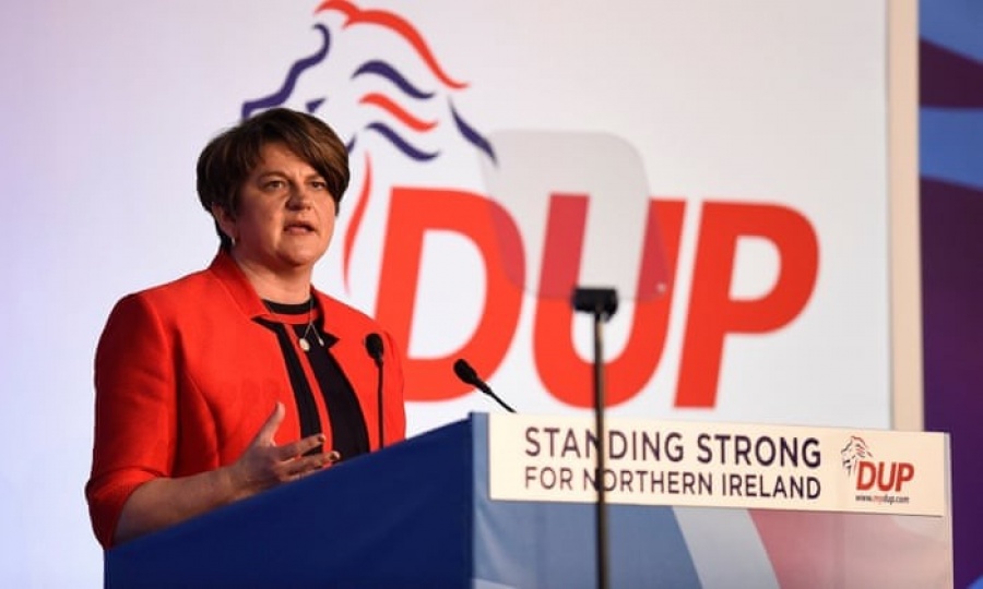 Βρετανία: Το βορειοϊρλανδικό DUP δεν θα στηρίξει μια κυβέρνηση υπό τον Corbyn