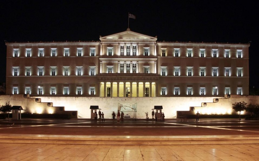 Εβδομάδα συνταγματικής αναθεώρησης με επιστέγασμα την αποσύνδεση της προεδρικής εκλογής από την διάλυση της Βουλής