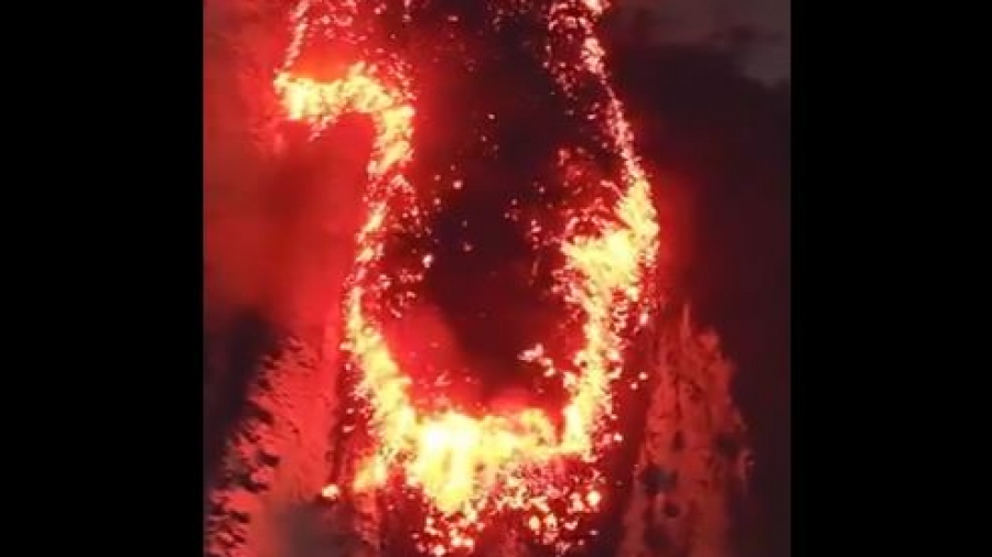 Eκρήγνυται ξανά το ηφαίστειο της Αίτνας