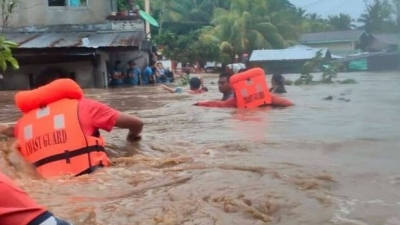 Φιλιππίνες - πλημμύρες: Αυξήθηκε στους 13 ο αριθμός των νεκρών - Έρευνες για 23 αγνοούμενους