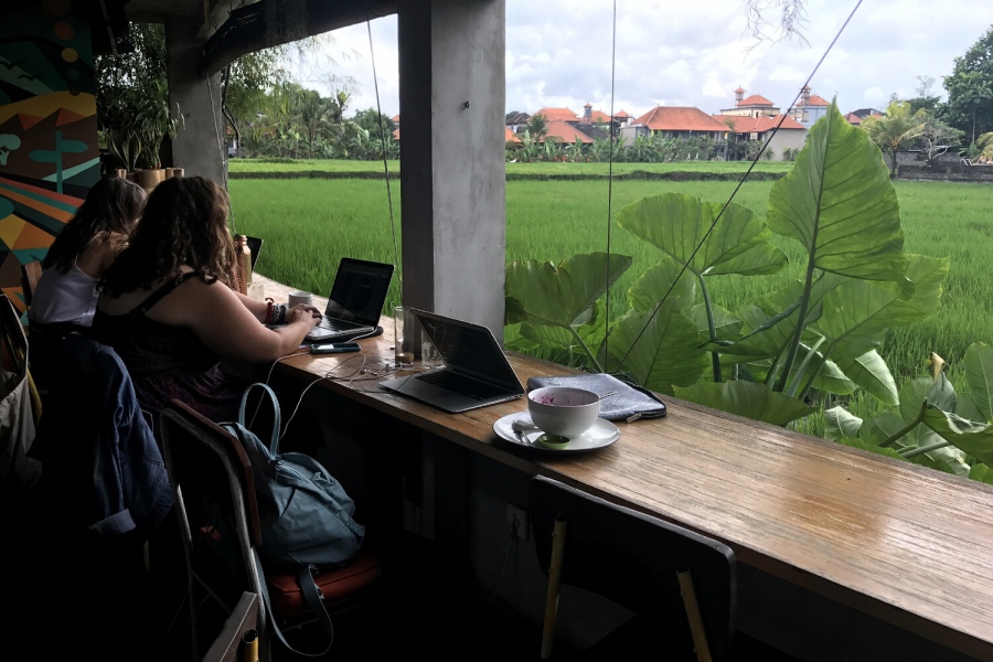 «Μικρή Μόσχα» στο Μπαλί: Γιατί οι αρχές του νησιού εκκαθάρισαν «ρωσικά και ουκρανικά χωριά» - Περάστε έξω!