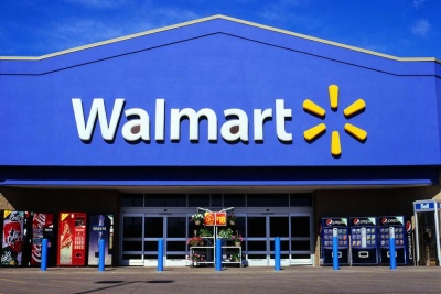 Μακελειό στις ΗΠΑ: Η Walmart δεν αλλάζει την πολιτική της στις πωλήσεις όπλων