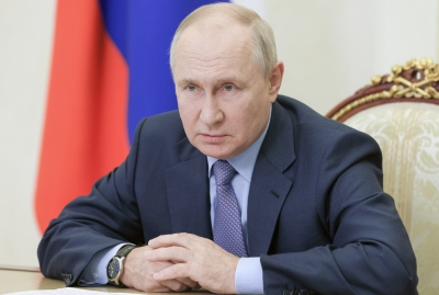 H Ρωσία προς Ανατολάς – Putin: Πολλαπλά τα οφέλη για τα κράτη από τη συμμετοχή στην Ευρασιατική Οικονομική Ένωση