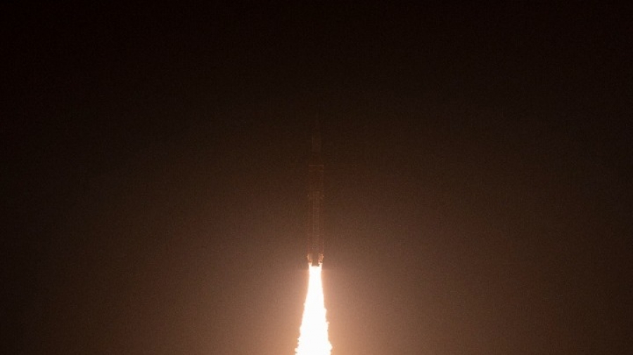 ΗΠΑ: Το διαστημικό σκάφος Orion πλησίασε σε απόσταση 130 χιλιομέτρων από την επιφάνεια της Σελήνης