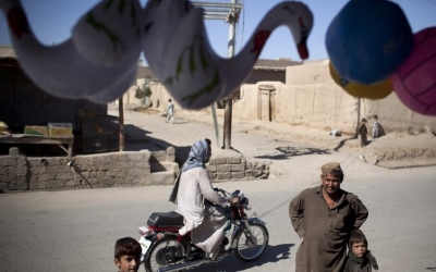 Αφγανιστάν: Οι Ταλιμπάν εξοφλούν τις οφειλές σε εργαζόμενους στο δημόσιο