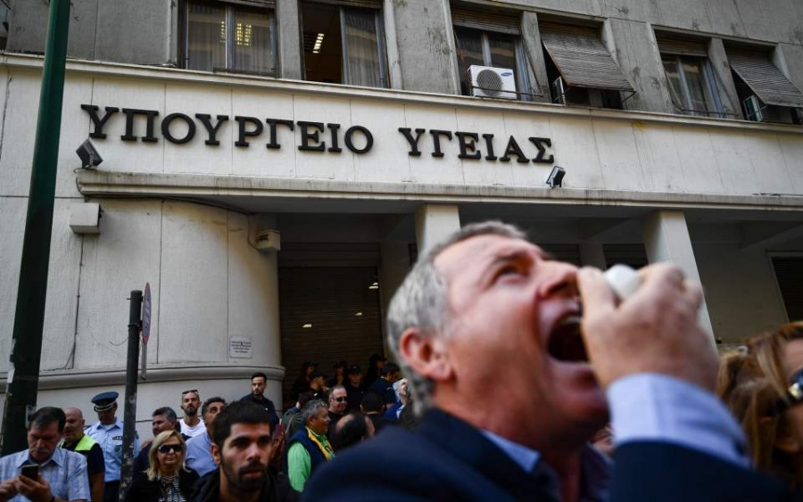 ΠΟΕΔΗΝ: Παναττική στάση εργασίας έως τις 11:00 – Συγκέντρωση διαμαρτυρίας στο υπουργείο Οικονομικών