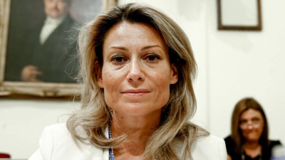 Λαζαράκου (Επ. Κεφαλαιαγοράς): Καίριας σημασίας το σχέδιο APS για τα NPEs των ελληνικών τραπεζών