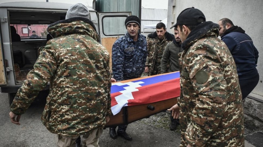 Αρμενία και Αζερμπαϊτζάν αντάλλαξαν 200 σορούς από τις μάχες στο Nagono Karabakh