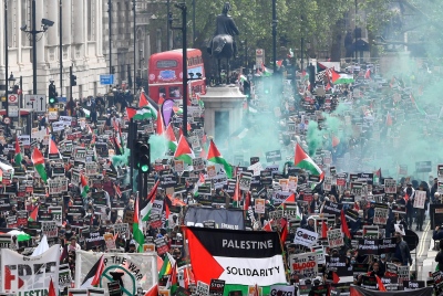 Επί ποδός το Λονδίνο (Βρετανία): Μεγαλειώδης φιλοπαλαιστινιακή πορεία υπό αυστηρά μέτρα ασφαλείας