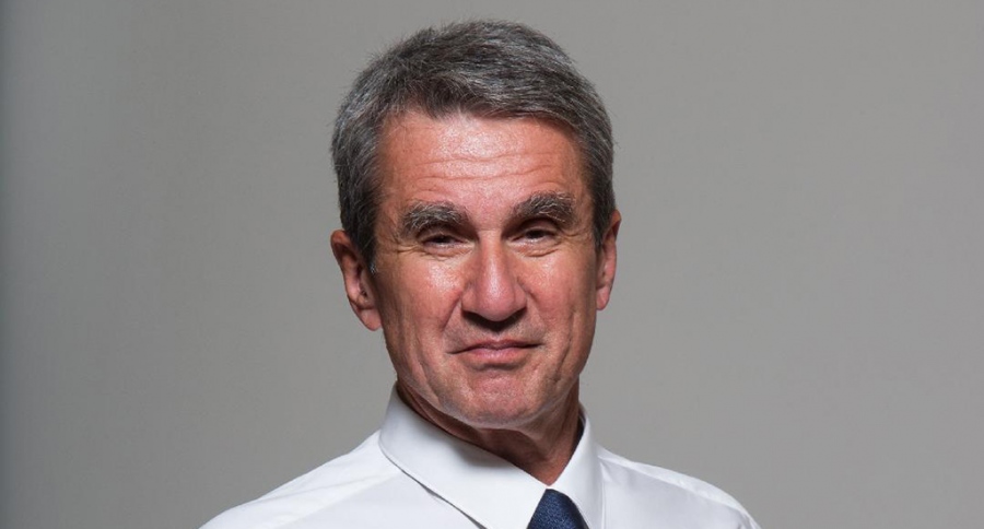 Λοβέρδος: Πρώτη φορά στη μεταπολίτευση έχουμε κυβέρνηση χωρίς αντιπολίτευση