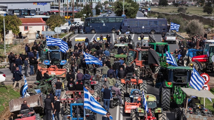 Σοκ και δέος: Δημοσκοπική κατάρρευση για ΝΔ - Σε απόγνωση οι βουλευτές των αγροτικών περιοχών, αποδέκτες της οργής των πολιτών
