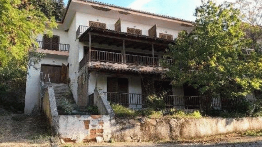 Παράταση του διαγωνισμού εκμίσθωσης για το Ξενία Καλεντζίου