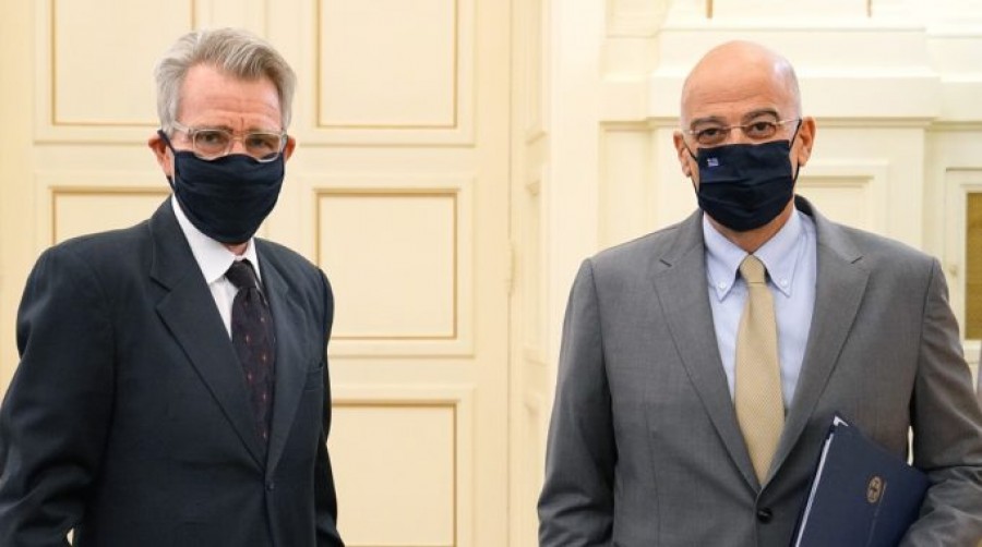 Συνάντηση Δένδια με Pyatt για Ανατολική Μεσόγειο - «Η Ελλάδα πυλώνας σταθερότητας»