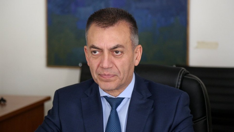 Βρούτσης (Υπουργός Εργασίας): Κεντρική επιλογή της κυβέρνησης η μείωση του μη μισθολογικού κόστους