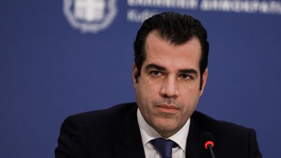 Πλεύρης: Σε αποκλιμάκωση το πανδημικό κύμα - Προς τα τέλη του έτους τα επικαιροποιημένα εμβόλια