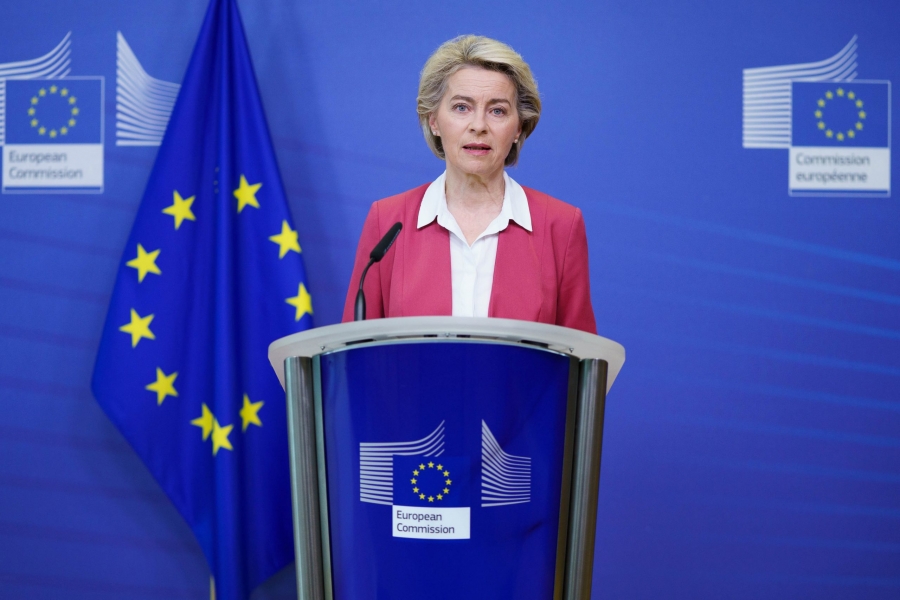 Von der Leyen (Κομισιόν): Θα δοθεί στην Ουκρανία καθεστώς χώρας υποψήφιας προς ένταξη