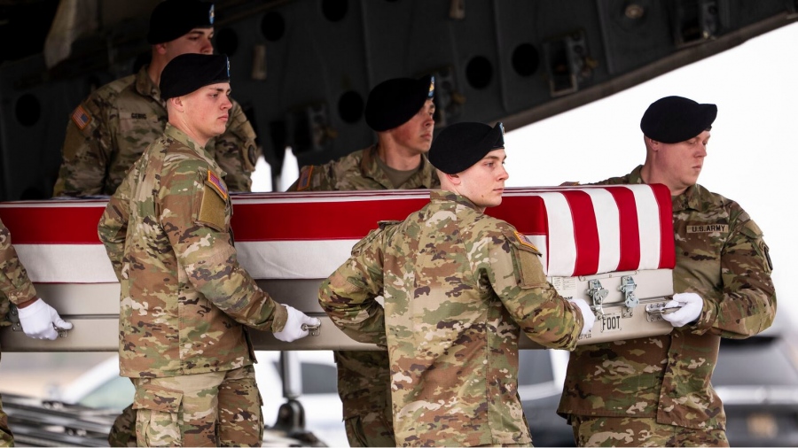 Σοκαριστική παραδοχή ΗΠΑ: «Το Ιράν τραυμάτισε 90 Αμερικανούς στρατιώτες σε 10 μέρες»