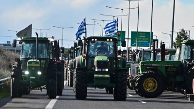Τη Δευτέρα (19/1) η συνάντηση Μητσοτάκη με αγρότες - Τελεσίγραφο για ανοιχτούς δρόμους και «όχι» σε νέα μέτρα