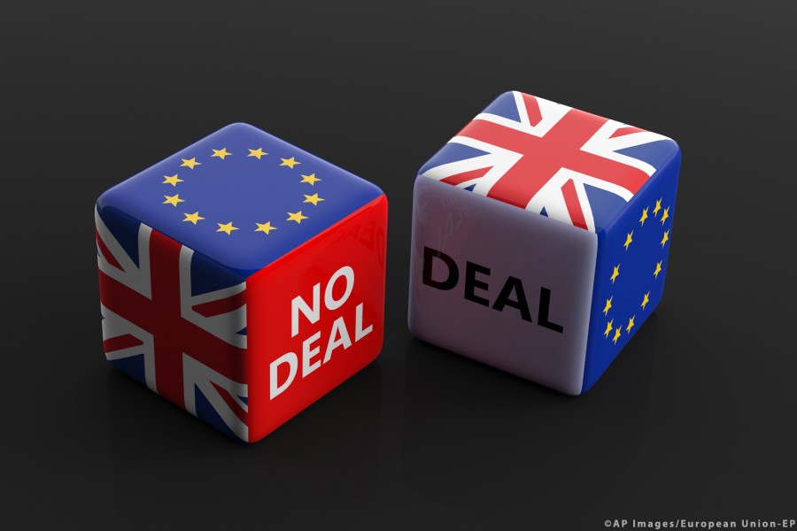 Δημοσκόπηση Reuters: Στο 50% το σενάριο ενός Brexit χωρίς συμφωνία