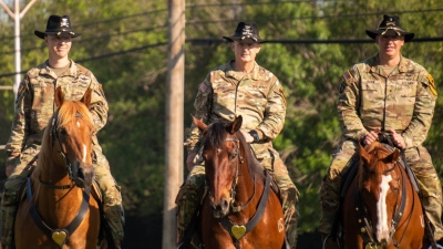 Ανατροπή στον αμερικανικό στρατό: Διατηρείται το ιππικό - Στόχος η προσέλκυση της νεολαίας