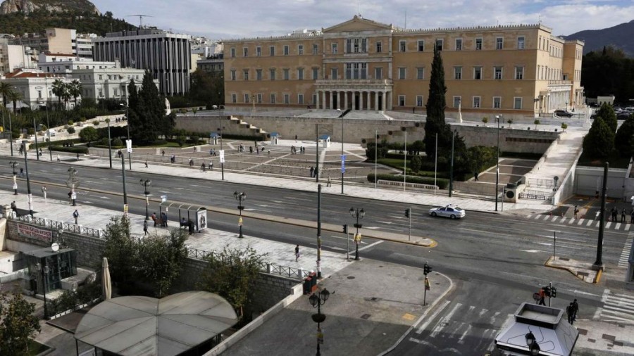 Παράταση του lockdown ως τις 14 Δεκεμβρίου σκέφτεται η κυβέρνηση