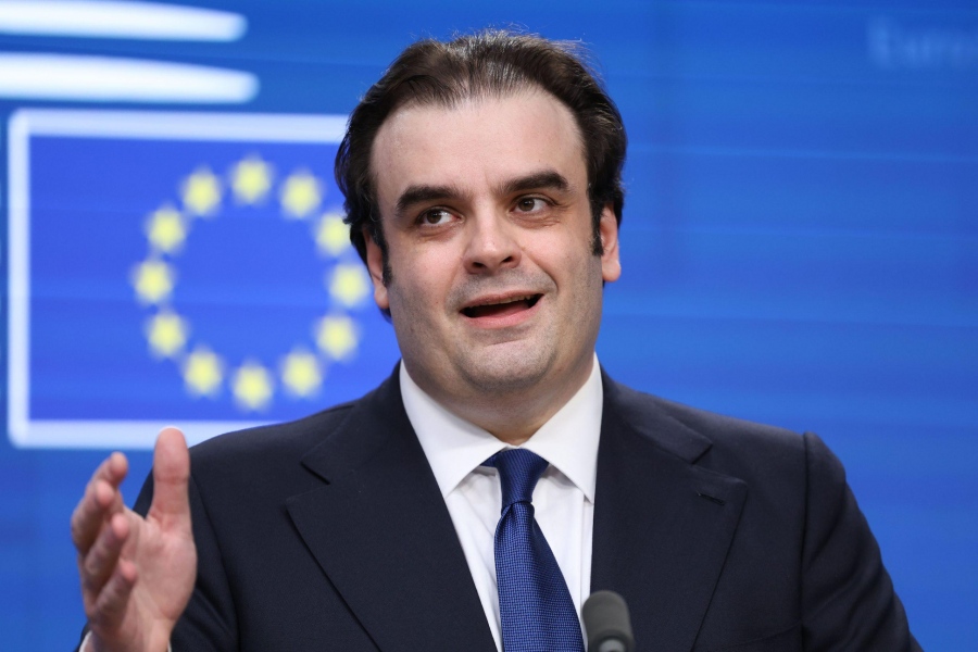 Πιερρακάκης: Τεχνητή νοημοσύνη και κυβερνοασφάλεια στην ατζέντα Eurogroup - H Ευρώπη πρέπει να δώσει τη μάχη