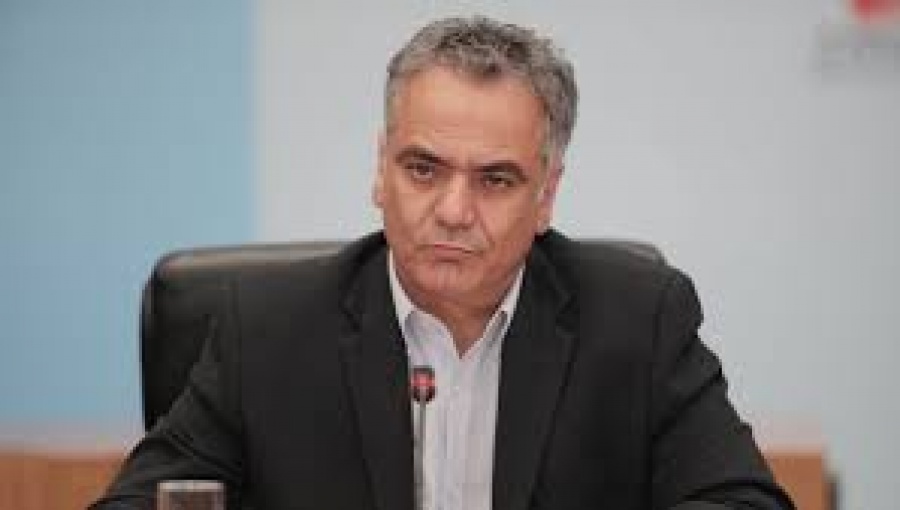 Σκουρλέτης: Κλιμάκωση του αυταρχισμού από την κυβέρνηση απέναντι στη νεολαία