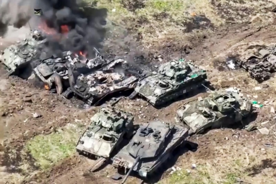 Μεγαλώνει η μακάβρια λίστα των Ουκρανών: Στους 125.000 οι νεκροί, απώλειες 16.000 όπλων