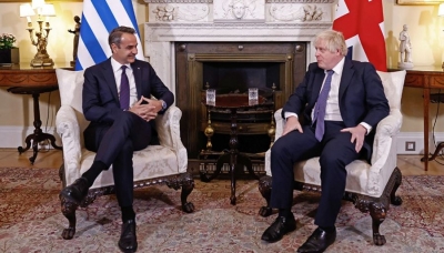 Μητσοτάκης - Johnson: Επί τάπητος οι διμερείς σχέσεις και η επανένωση των Γλυπτών του Παρθενώνα