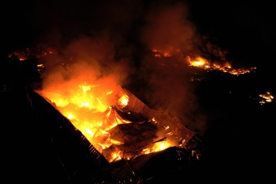 Πύρινο χάος σε βιομηχανική ζώνη της Αργεντινής - Εκρήξεις πυροδότησαν μεγάλη πυρκαγιά, με 20 τραυματίες