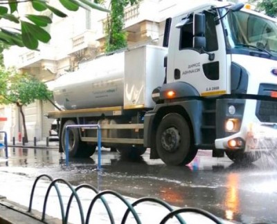Δήμος Αθηναίων: Μεγάλη δράση καθαριότητας-απολύμανσης στο Εμπορικό Τρίγωνο