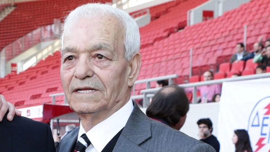 Πένθος στον Ολυμπιακό: Έφυγε από την ζωή ο Σωτήρης Γκαβέζος