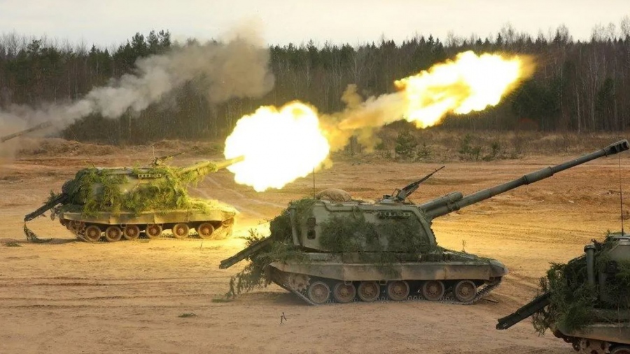 Σφαγή δίχως τέλος - Το ρωσικό πυροβολικό αποδεκατίζει τους Ουκρανούς στο νησί Karantinnyi