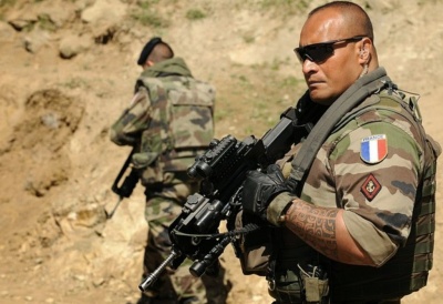Στέλνει η Γαλλία στρατεύματα στη Συρία προς υποστήριξη των Κούρδων;