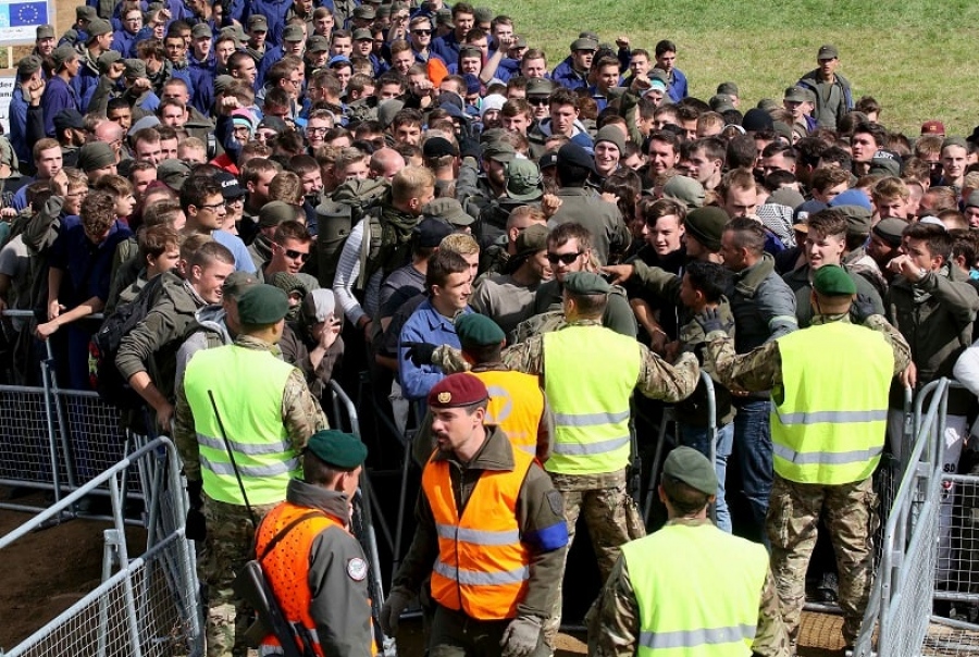 Αντιμεταναστευτικό αμόκ στην Αυστρία: Το 85% των πολιτών απαιτεί μαζικές απελάσεις ακόμα και σε χώρες με πόλεμο