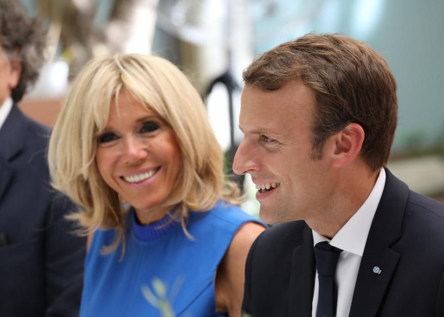 Γαλλία: Σε καραντίνα 7 ημερών η Brigitte Macron, λόγω επαφής με φορέα κορωνοϊού