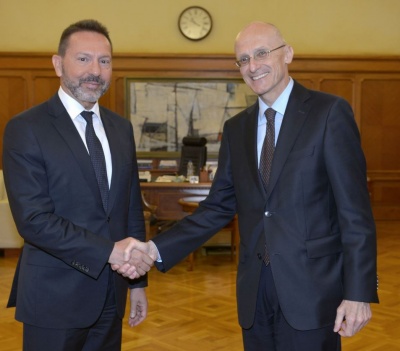 Να μείνουν πιστές στους στόχους μείωσης των NPEs ζήτησε από τις ελληνικές τράπεζες ο Enria (SSM)