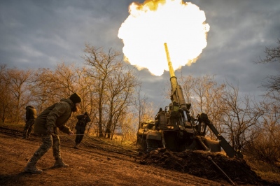 Βαρύ πλήγμα για το ουκρανικό πυροβολικό στην Kherson – Οι Ρώσοι κατέστρεψαν ένα 2S1 Gvozdika