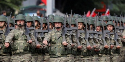 Αποδυναμώνει τον Τουρκικό Στρατό ο Erdogan εν' μέσω έντασης - Εξέδωσε ένταλμα σύλληψης 128 στρατιωτικών