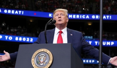 O Trump εγκαταλείπει τα σχέδια να φιλοξενήσει τη σύνοδο των G7 σε γκολφ κλαμπ ιδιοκτησίας του