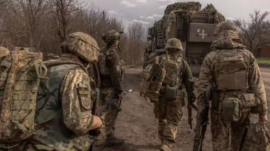 Πόσο πιο χαμηλά... Οι Ουκρανοί επιστρατεύουν αστέγους, ανάπηρους και φυματικούς