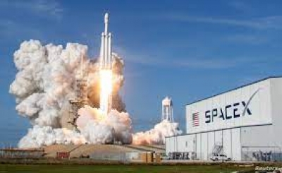 SpaceX: Σε τροχιά επιπλέον 53 δορυφόροι Starlink – Επιτυχημένη αποστολή στο Διεθνή Διαστημικό Σταθμό