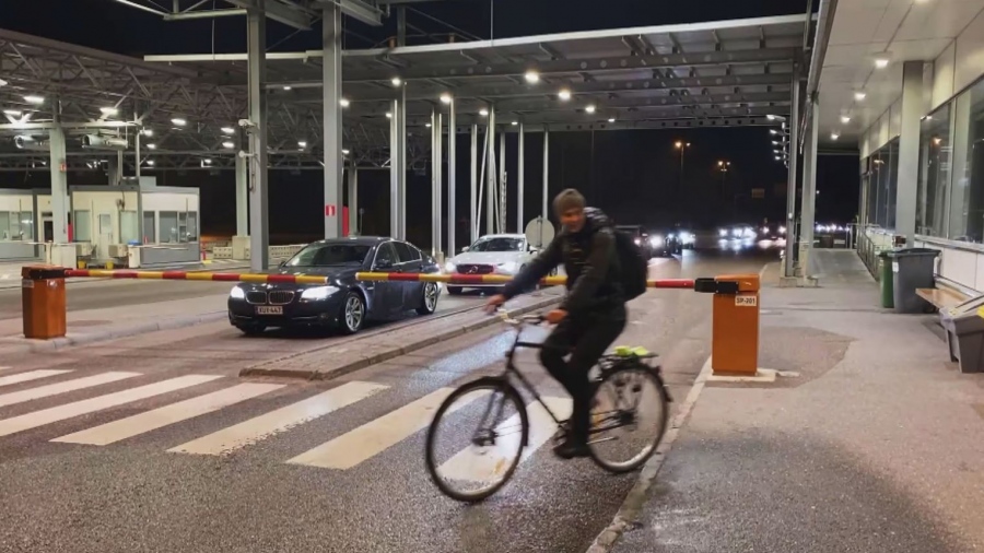 H Φινλανδία σφραγίζει τα σύνορά της για τους Ρώσους ... ποδηλάτες