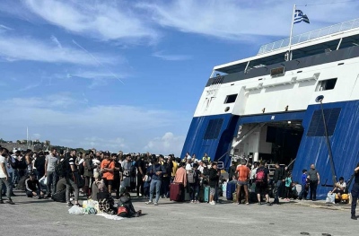Νέα συγκέντρωση μεταναστών σε πλοίο στη Ρόδο - Συνελήφθησαν δύο άτομα