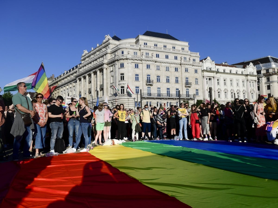 Σύνοδος Κορυφής ΕΕ (24 - 25 Ιουνίου): Οι ΛΟΑΤΚΙ (ευρωπαϊκές;) αξίες, ο διχασμός και οι απειλές όλων κατά του Orban
