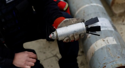 ΗΠΑ: Μύδροι από 19 γερουσιαστές κατά της μεταφοράς βομβών διασποράς στην Ουκρανία – Παραβιάζονται τα ανθρώπινα δικαιώματα