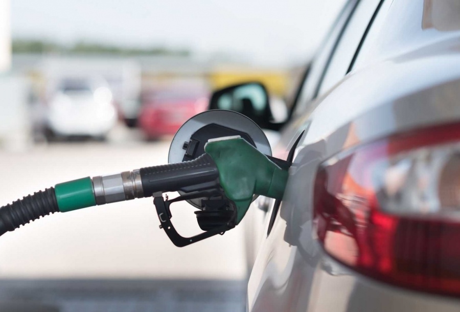 Θέμα 24ωρων οι αυξήσεις των καυσίμων στην Ελλάδα αν δεν αποκλιμακωθούν οι διεθνείς τιμές