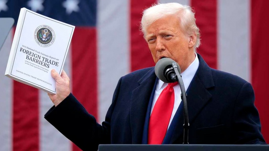 Αποκάλυψη - Εσωκομματικό πραξικόπημα του βαθέος κράτους στο Ρεπουμπλικανικό Κόμμα για τους δασμούς - Trump: «Δεν κάνω πίσω»