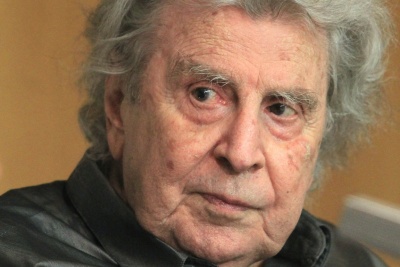 Μίκης Θεοδωράκης σε βουλευτές για Συμφωνία των Πρεσπών: Μην προχωρήσετε σε αυτό το έγκλημα σε βάρος της Ελλάδας